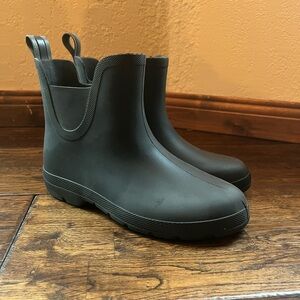 Totes Gray Ankle Rain Boots